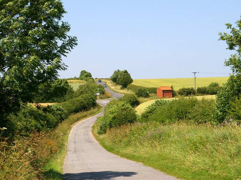 Market Rasen to Gerry Thurlow Cup Circuit Lincolnshire Wolds AONB road ride Komoot