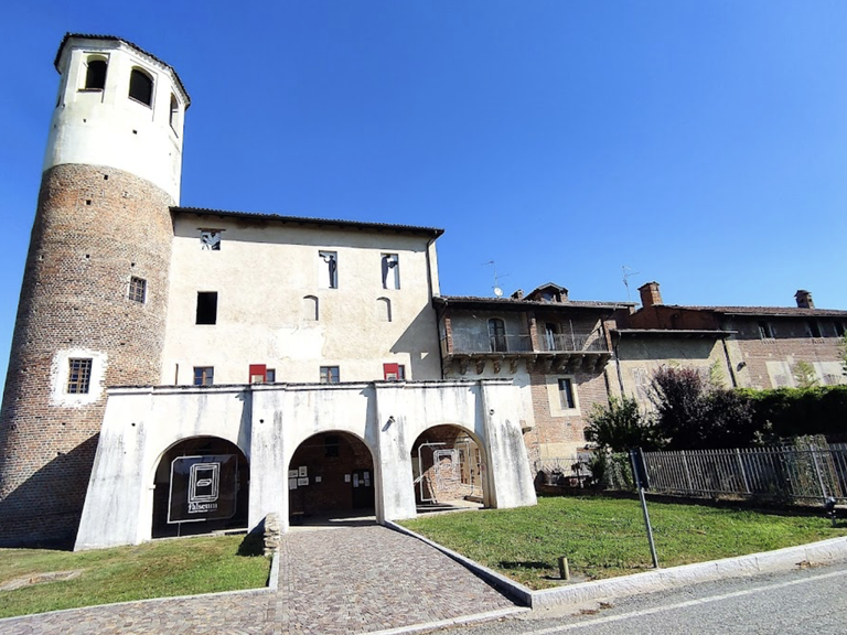 Castello di Verrone MountainbikeTouren und Trails komoot