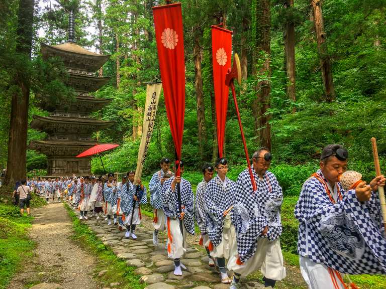 Die fünfstöckige Pagode des Berges Haguro (Haguro Gojunot…