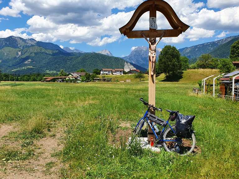 crossing-over-water-spielplatz-loop-from-zgornje-stranje-bike-tour