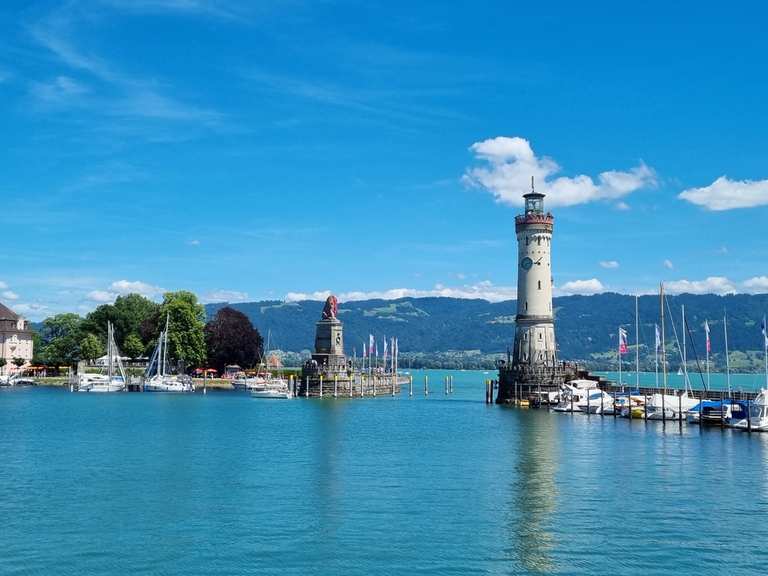 Komoot-Vorschau: Lindau harbor entrance with lighthouse and Bavarian Lion – Hiking & Cycling Routes | Komoot