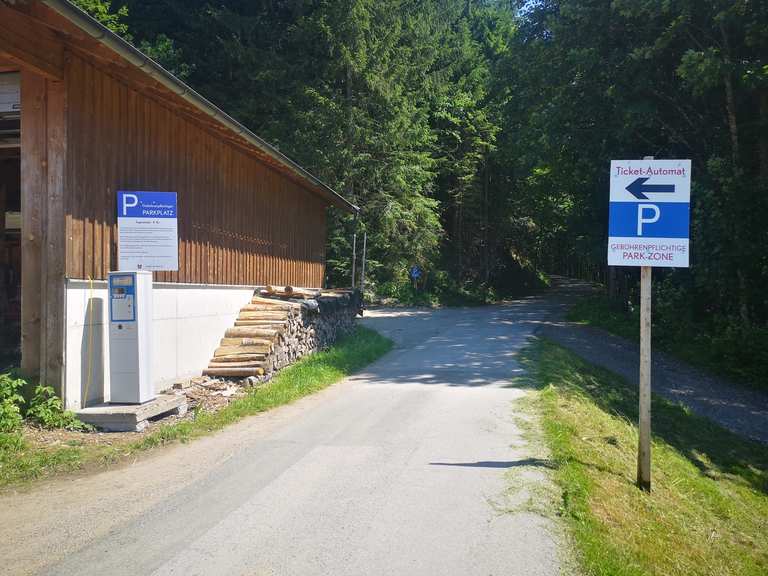 Parkplatz Döllerer Wald Wanderungen und Rundwege komoot