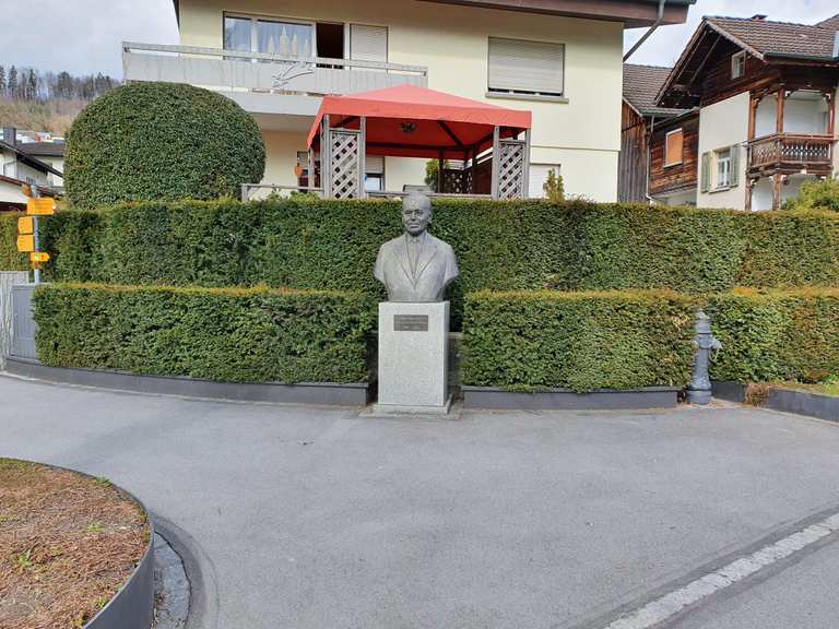 Büste Fürst Franz Josef II., Mauren Radtouren und Radwege komoot