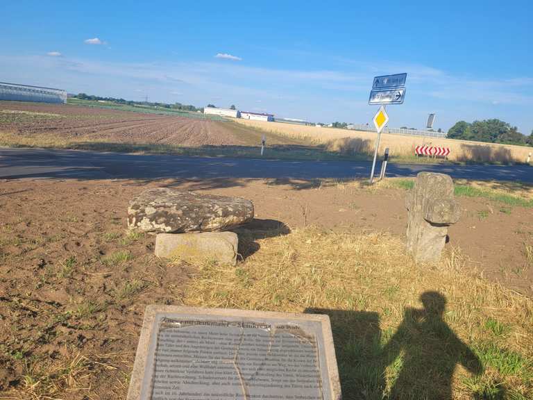 Sühnekreuz am Kreuzsteinweg Poppenreuth Rennradfahren und