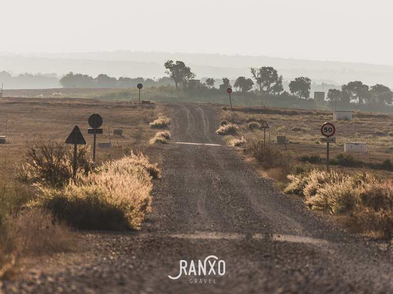 HUTCHINSON RANXO GRAVEL SHORT 2022 | gravel ride | Komoot