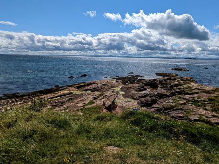 Blick auf die Insel Inchkeith: Wanderungen und Rundwege | komoot