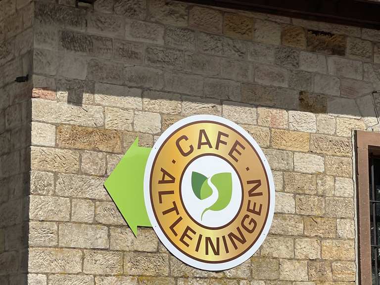 Schöner Ausblick auf Höningen Kloster Höningen Runde von Altleiningen