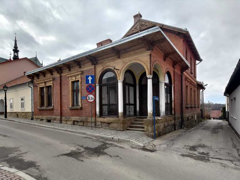 Rynek w Ciężkowicach Wanderungen und Rundwege komoot