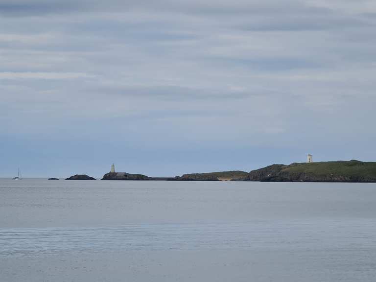 Niwbwrch/Newborough National Nature Reserve and Forest Routes for