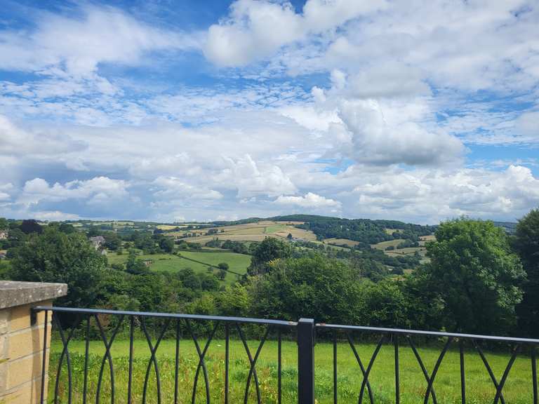 Haresfield Beacon & Cotswold Way loop from Painswick — Cotswolds AONB