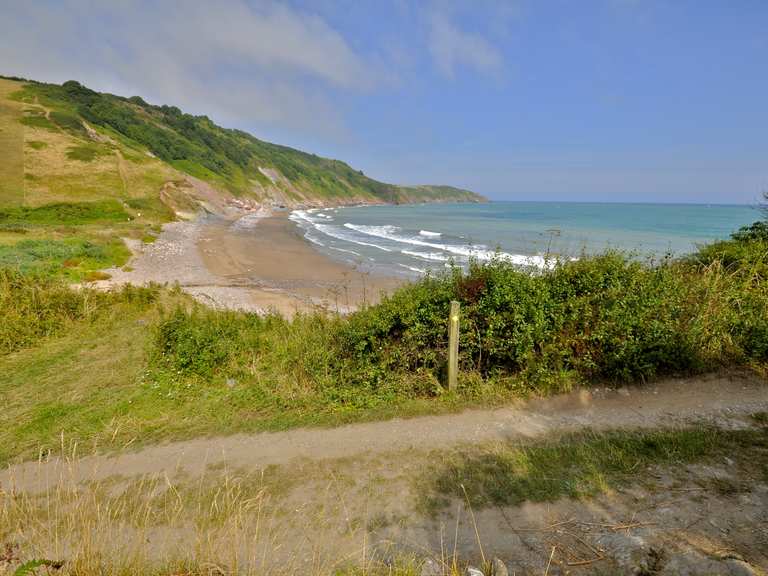 Berry Head & Mansands Bay loop from Brixham — South Devon AONB hike
