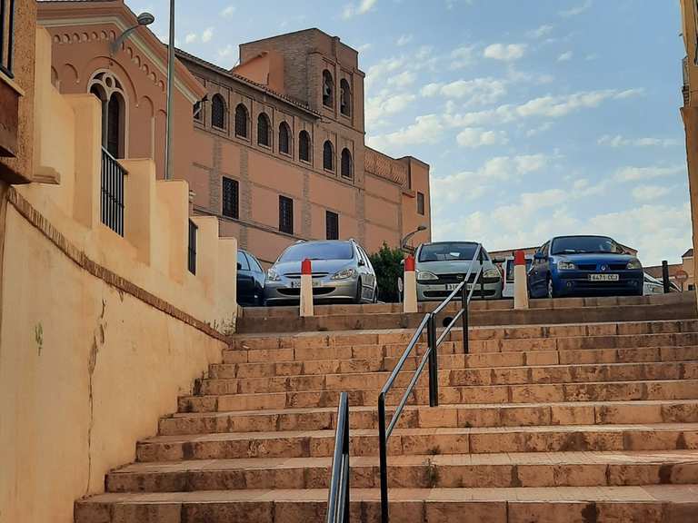 Iglesia del Convento de las Nazarenas Wanderungen und Rundwege komoot