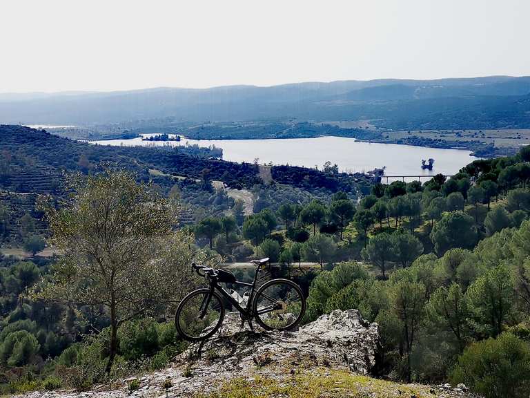 Embalse de Melonares desde Almadén de la Plata – circular por el Parque ...