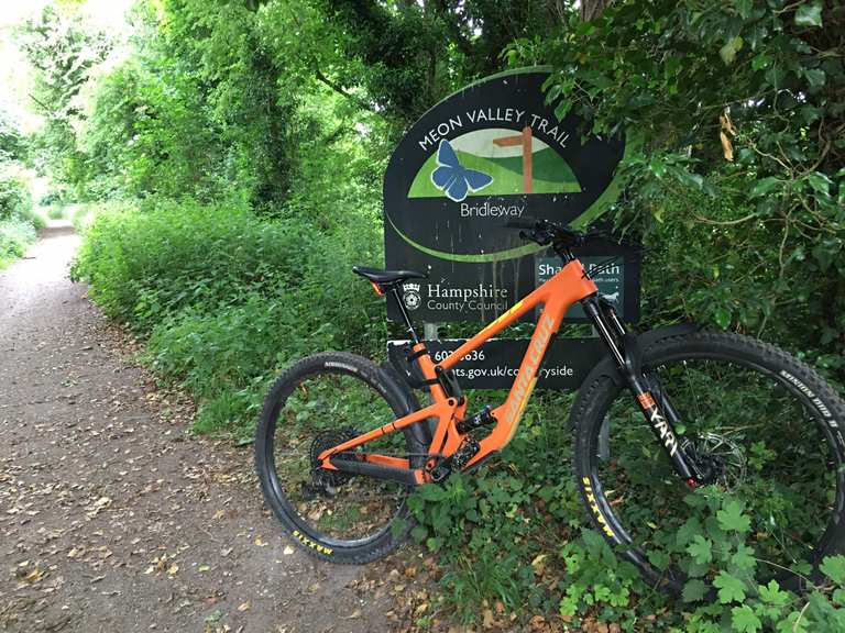 Meon valley best sale cycle trail