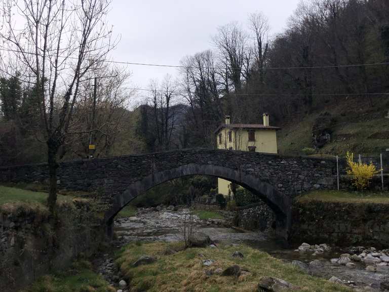 Il bagno della contessa Cascate del torrente Sanagra Runde von