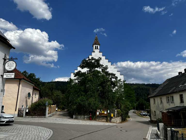 Schloss Hirschling MountainbikeTouren und Trails komoot