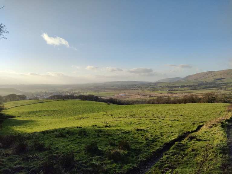 Bar Hill Roman Fort – Hiking & Cycling Routes | Komoot