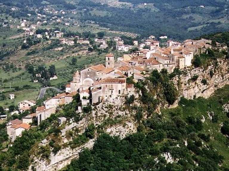 Comune di Felitto Wanderungen und Rundwege komoot