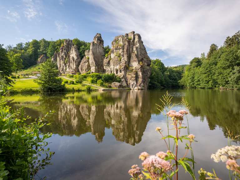 Externsteine Blick auf die Externsteine Runde von Holzhausen
