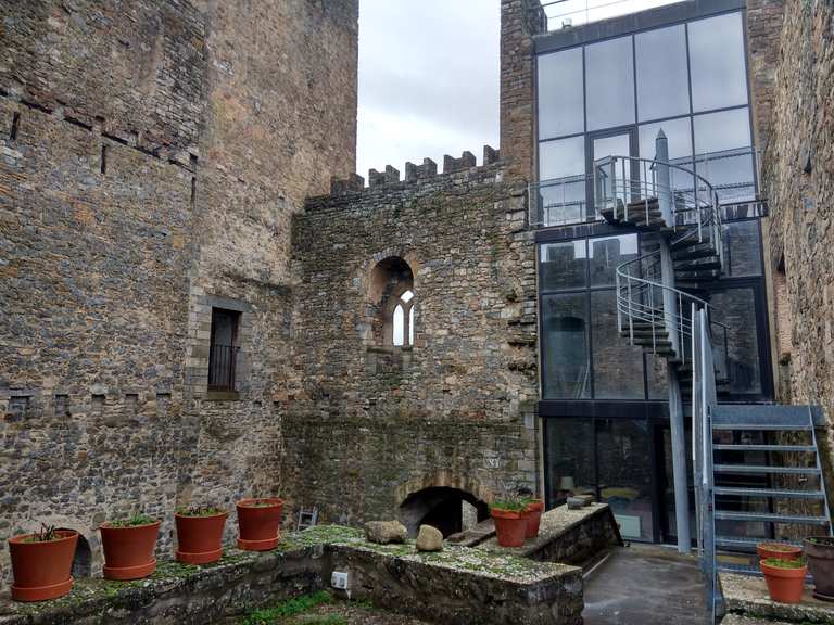 Castillo de Biniés Rennradfahren und Rennradtouren komoot
