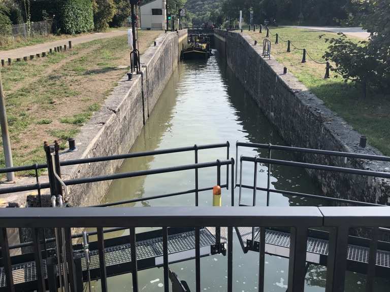 La double écluse sur le Doubs MountainbikeTouren und Trails komoot