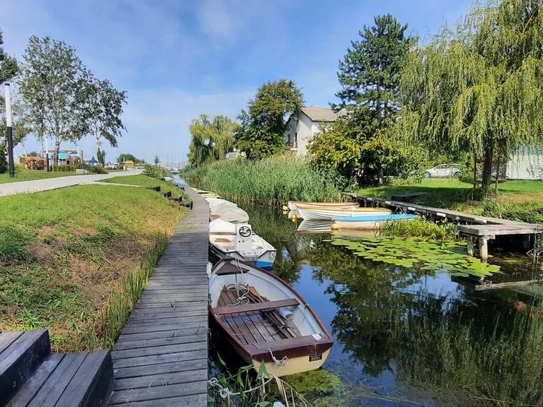 Balatonfenyves Yacht Club : Radtouren und Radwege | komoot
