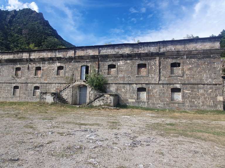 Ermita, Fuerte y Dolmen de Santa Elena trail running desde Biescas