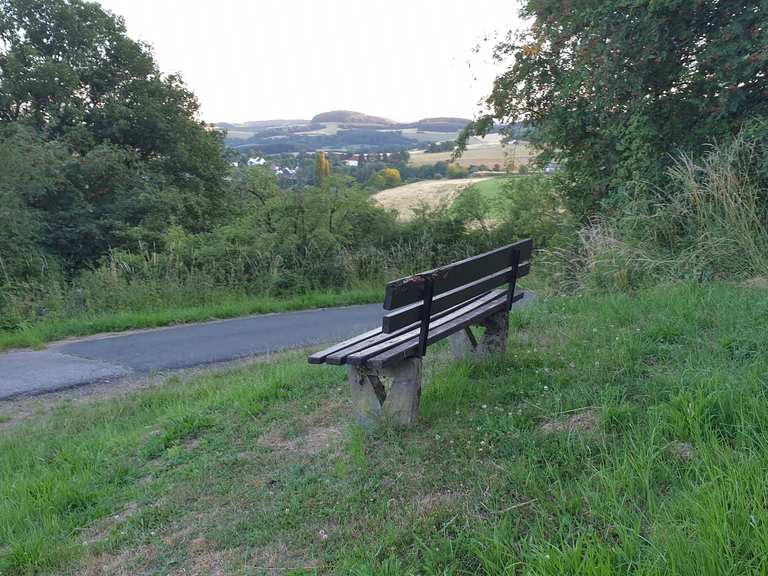 Blick auf Oberstadtfeld Wanderungen und Rundwege komoot