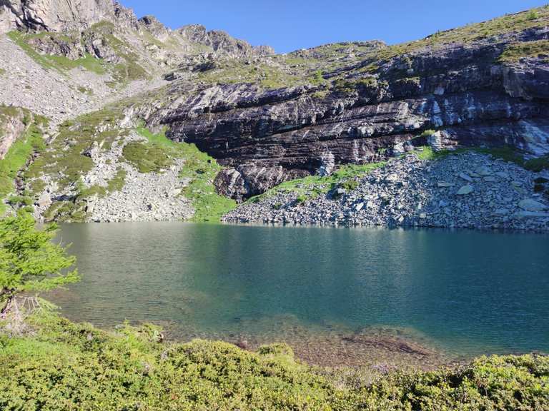 Rifugio San Bernardo – Lago di Paione Inferiore boucle au départ de ...
