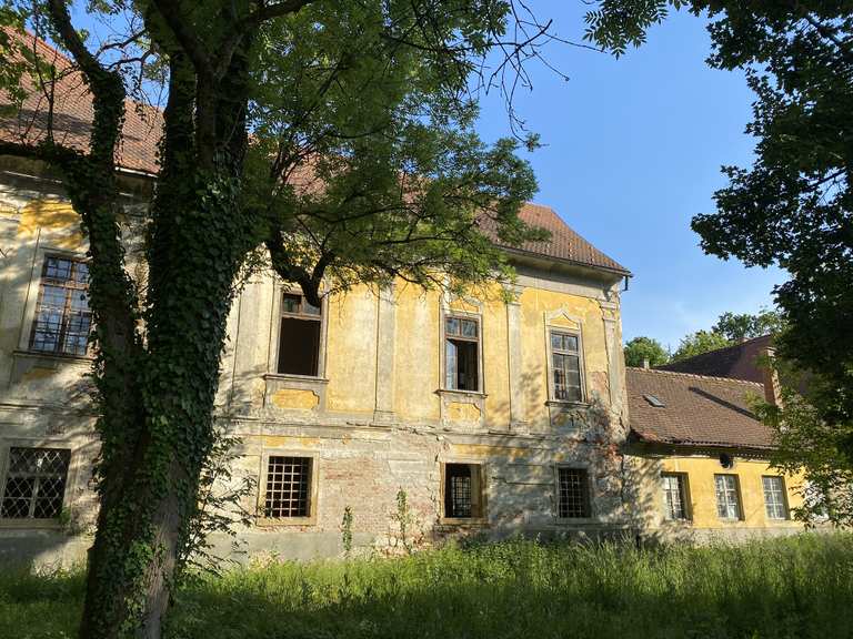 Dvorac Donje Oroslavje Routes for Walking and Hiking Komoot