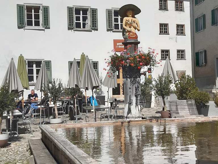 Dorfplatz Valendas Wanderungen und Rundwege komoot