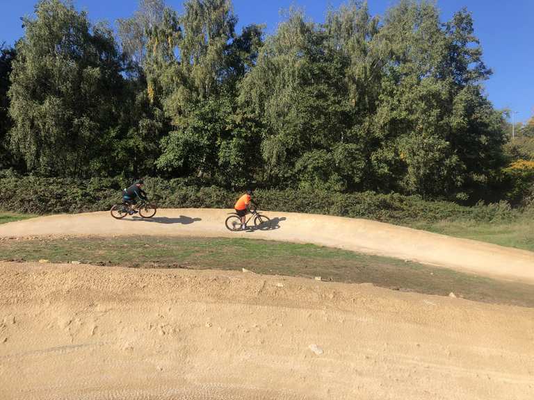 Northampton Bike Park. MountainbikeTouren und Trails komoot