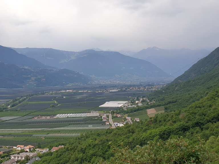 Vilpianer Wasserwaal Wasserfall Vilpian Runde von Vilpian Vilpiano