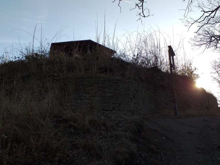 Calviusberg / Ruine Luisenburg HWN 77 Touren und Karten komoot