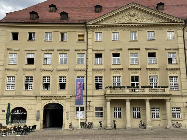 Thon Dittmer Palais Wanderungen und Rundwege komoot