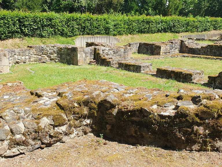 Römer Kastell Salisberg - Freigelegtes römisches Kastellba : Radtouren ...