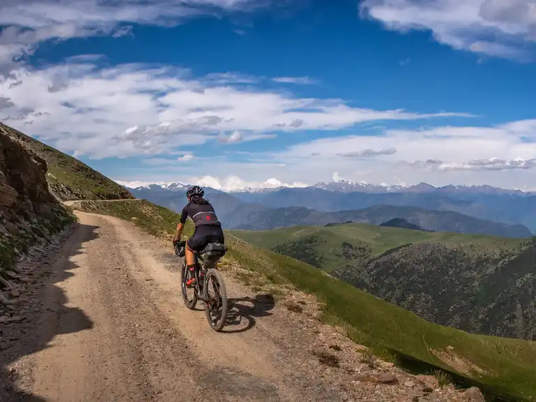 Qué es una bicicleta tándem? - PEDALIA