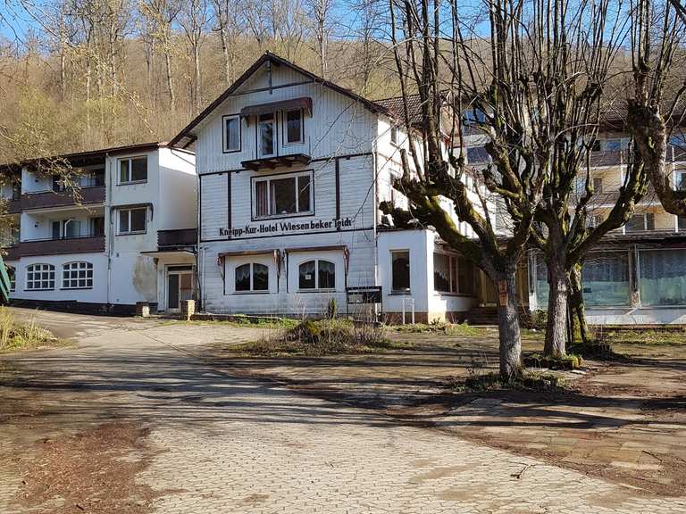 LostPlace Kurhotel am Wiesenbeker Teich Wanderungen und Rundwege komoot