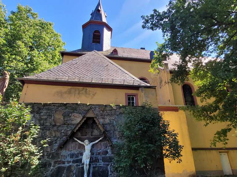 Burg Stahleck – View over the Middle Rhine Valley loop from Bacharach ...