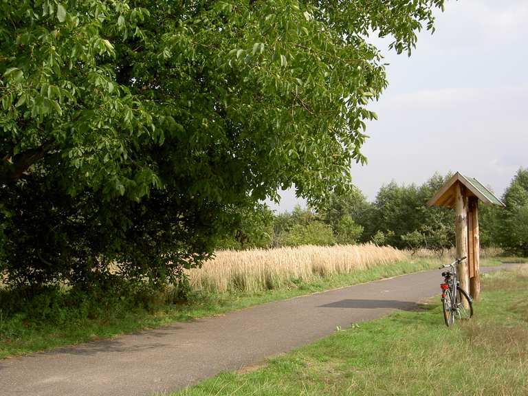 Ehemaliges Jagdhaus Willi Stoph : Radtouren und Radwege | komoot