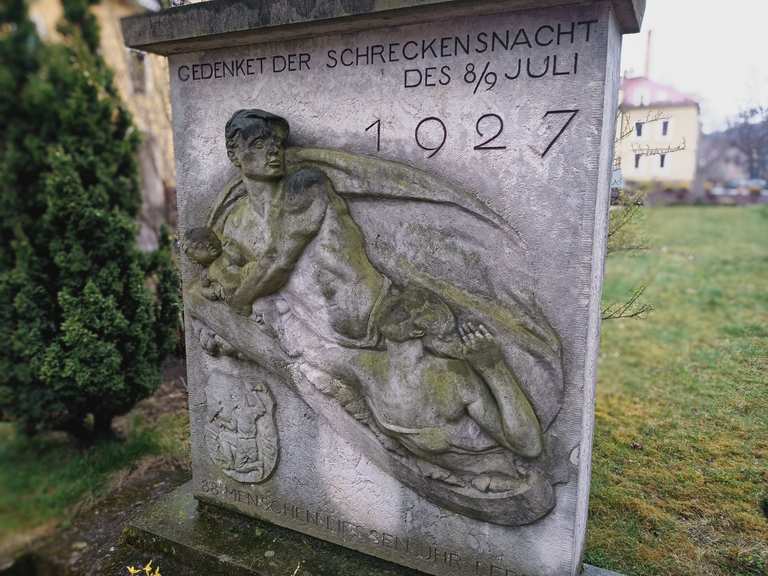 denkmal-schreckensnacht-8-9-juli-1927-routes-for-walking-and-hiking