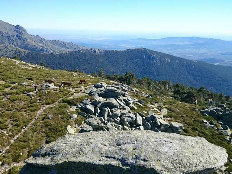 Guadarrama National Park - Route of the Seven Peaks from Puerto de ...