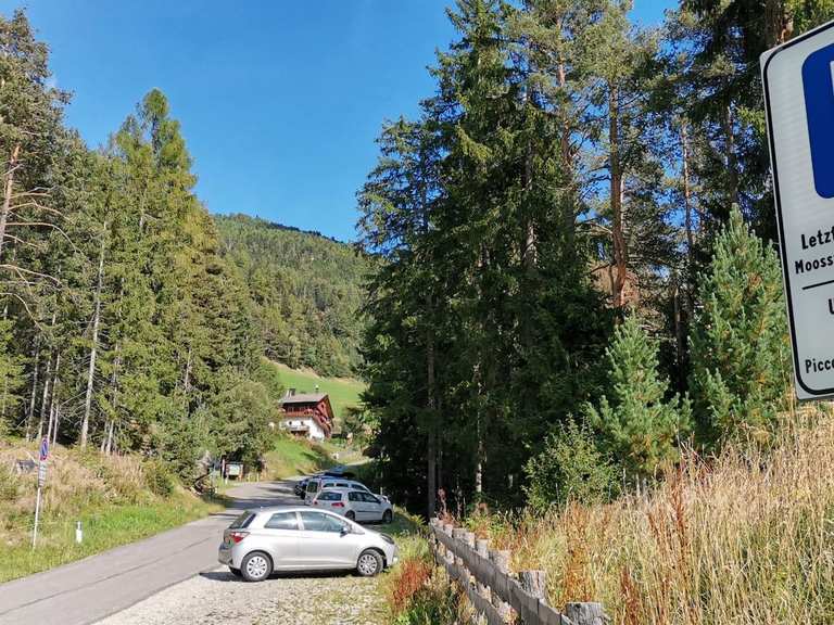 Unterrieser Alm Wanderparkplatz Runde von and in Taufers Campo