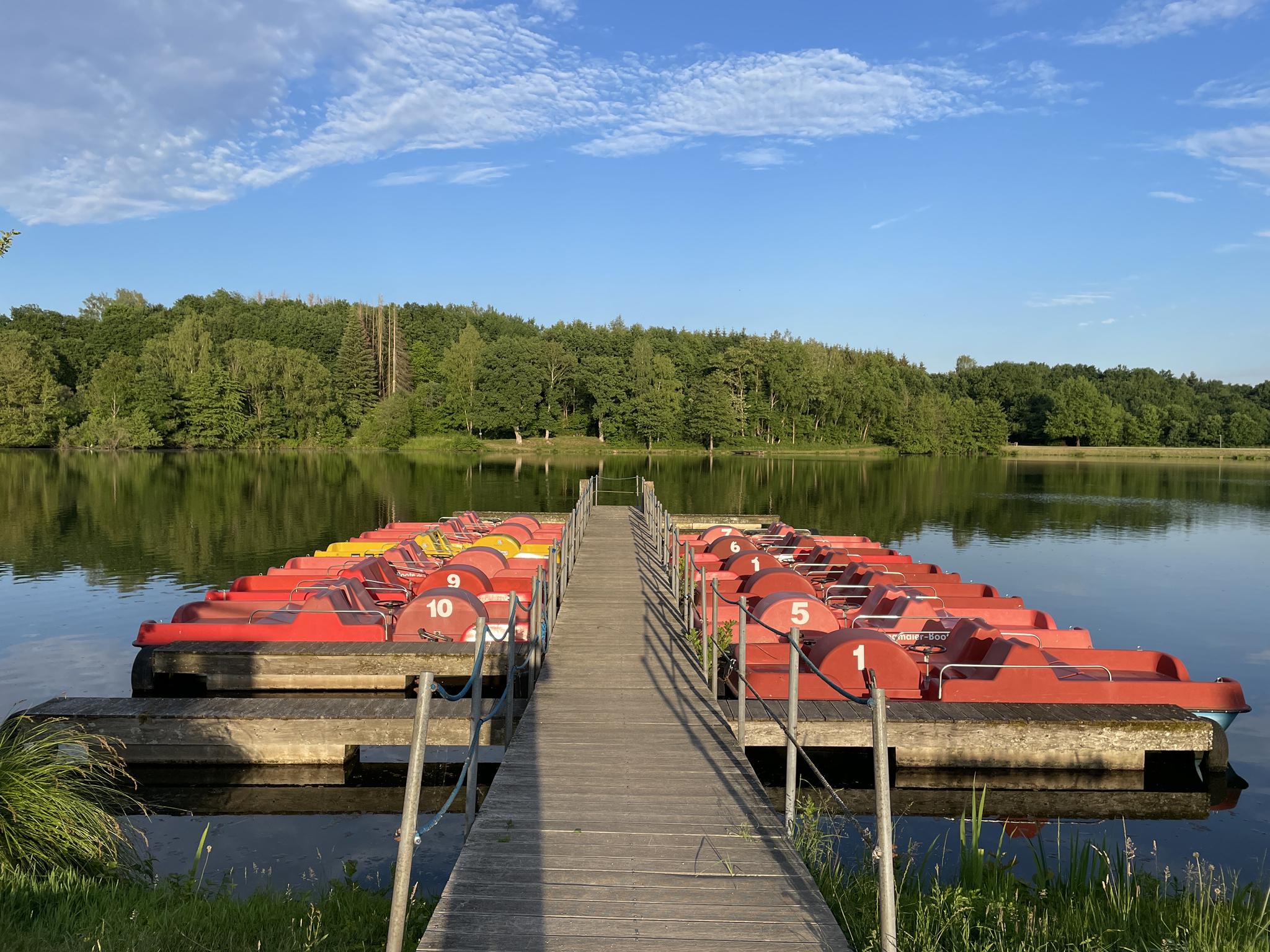 See Bei Noswendel – Bank Mit Panoramablick Runde Von Noswendel ...