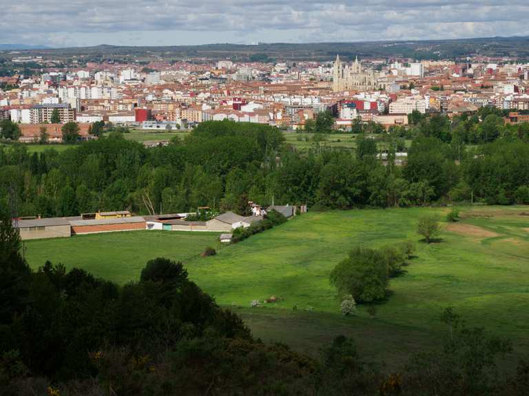 Nuestro Top 5 miradores en León desde donde ver el atardecer en 2025