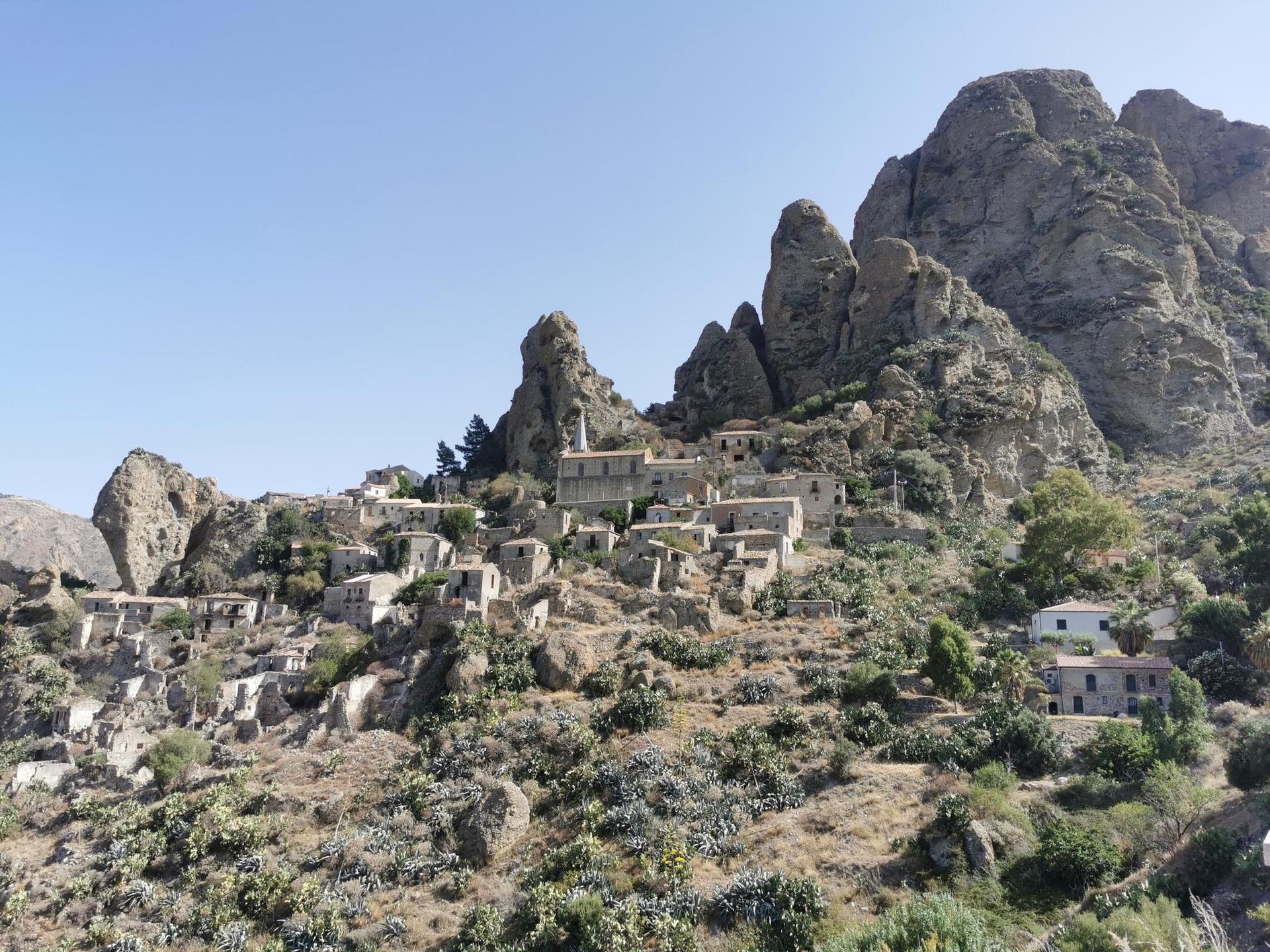 Attractions and Places To See around Bagaladi - Top 20 | Komoot, image size:1920x1440