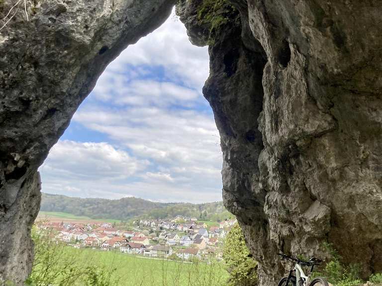 Viewpoint near the castle - Mountain Bike Trails & Tracks | Komoot