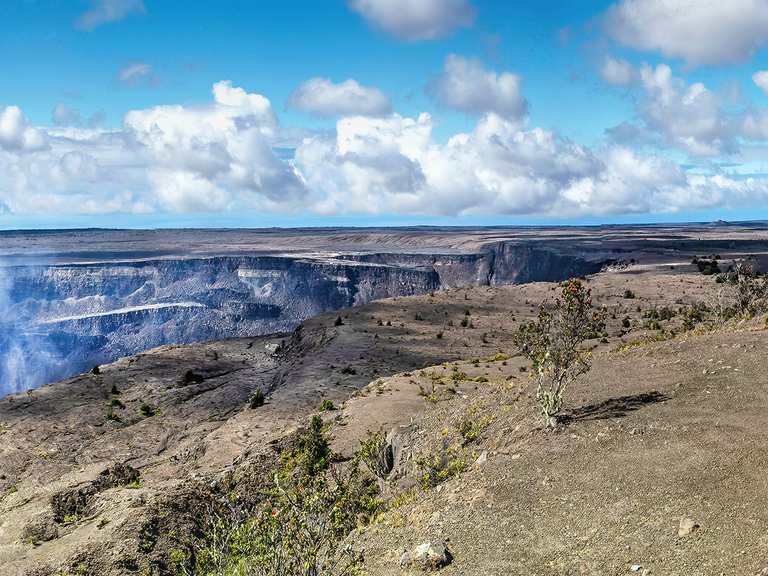 Crater Rim Trail — Hawai‘i Volcanoes National Park | hike | Komoot