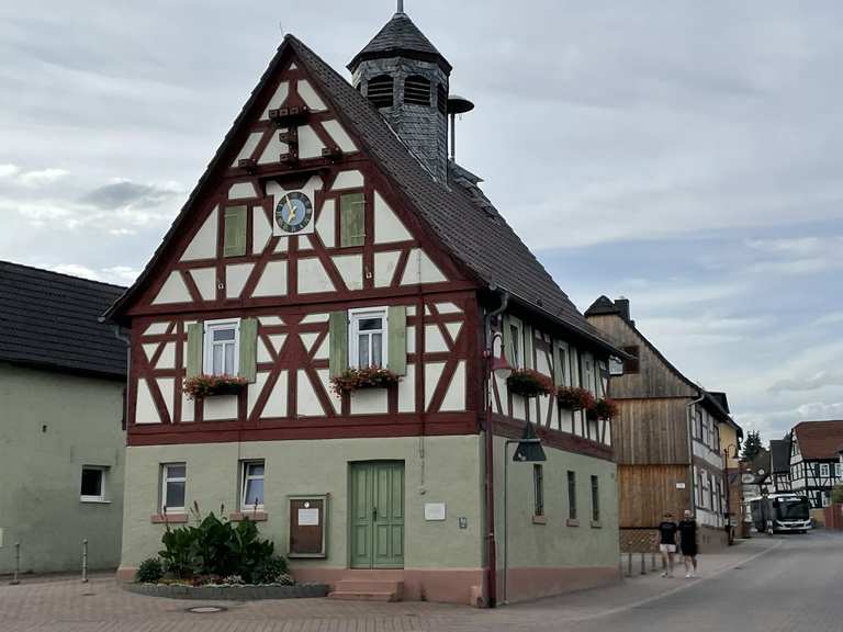 Altes Rathaus Roßdorf Radtouren und Radwege komoot