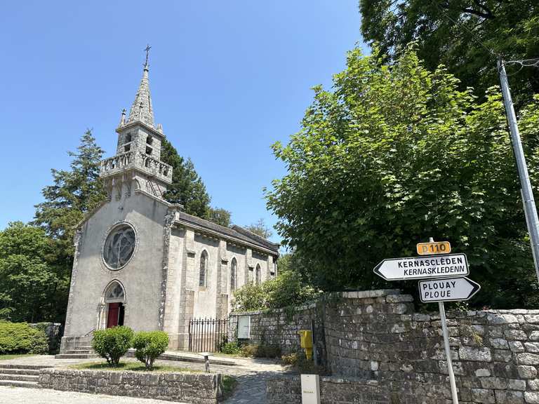 Château de Pont Callec et l'étang de Pont Callec — boucle depuis